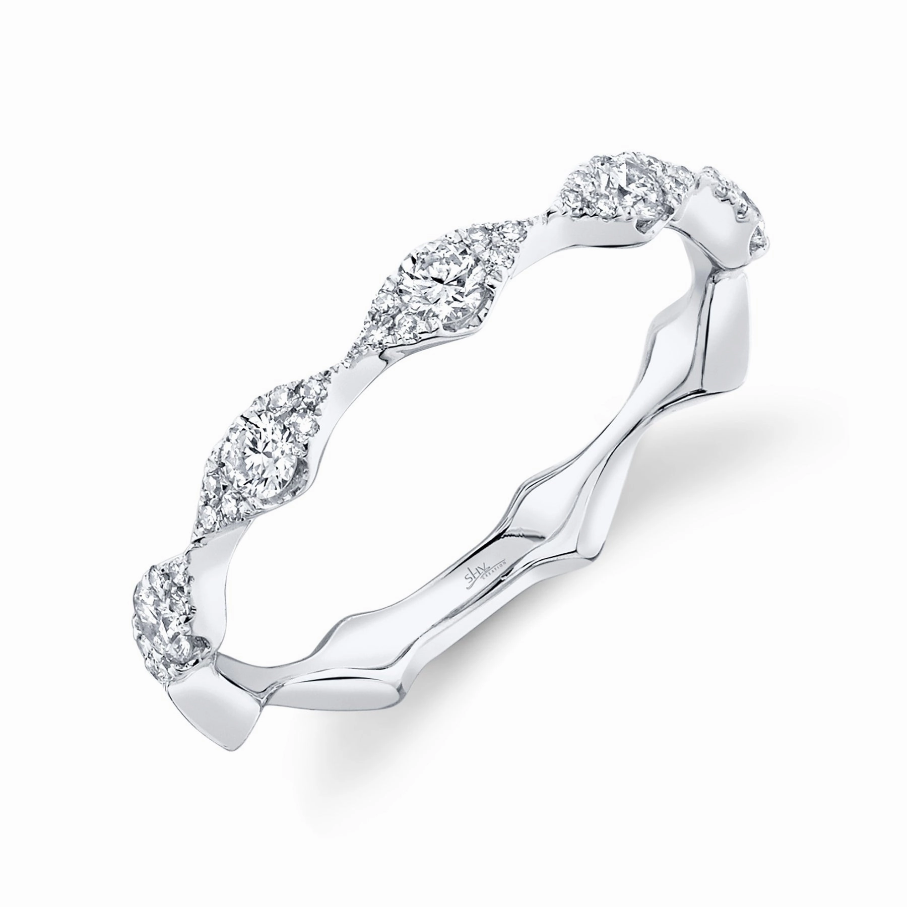 0.38CT DIAMOND BAND SC55005596