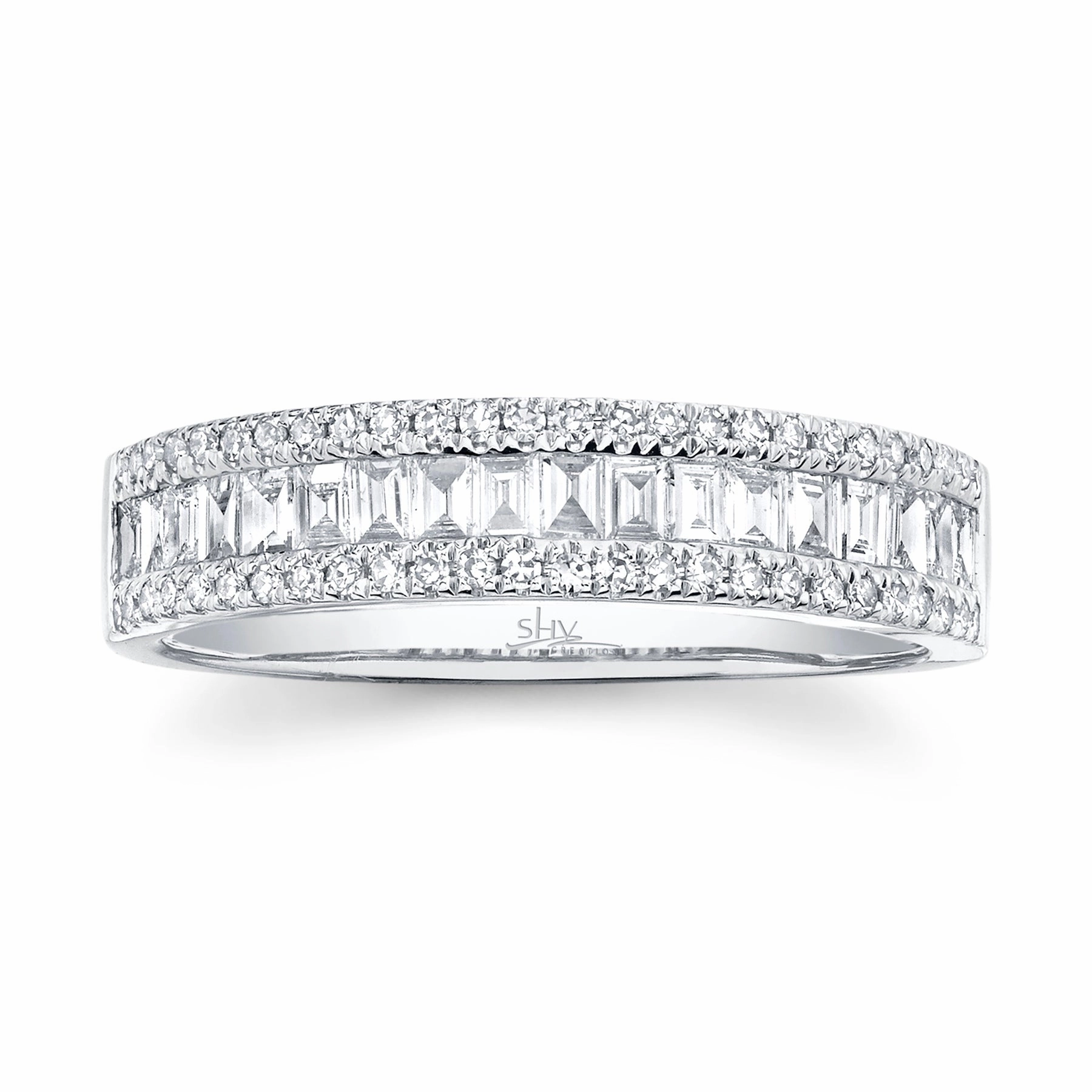 0.55CT DIAMOND BAGUETTE BAND SC55004917