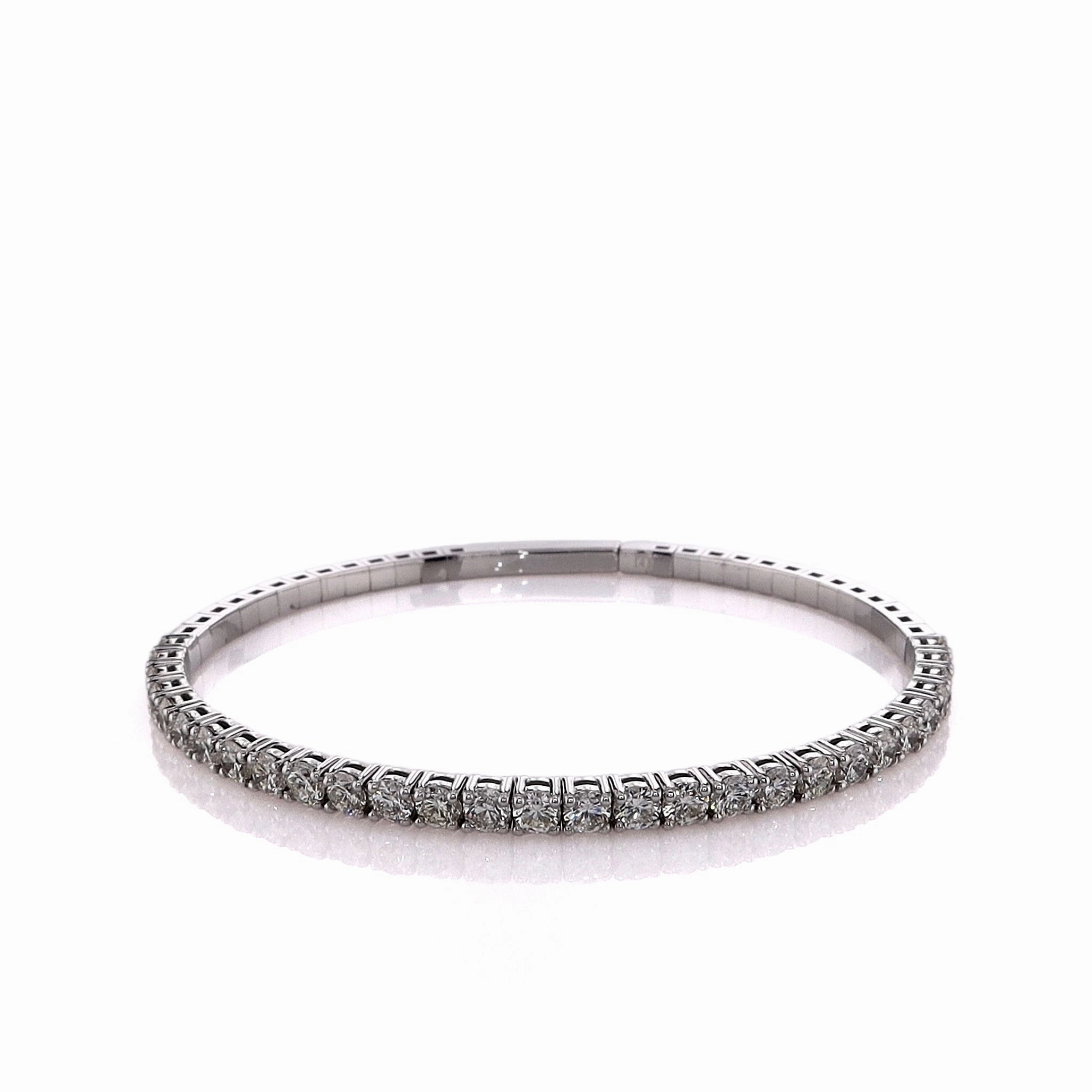14k White Gold 3.27ct Diamond Bangle Bracelet