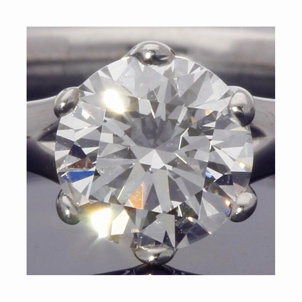18ct White Gold 1.02ct Diamond Solitaire Engagement Ring
