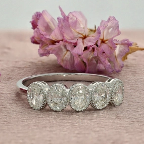 18ct White Gold 1ct Oval Diamond 5-Stone Ring