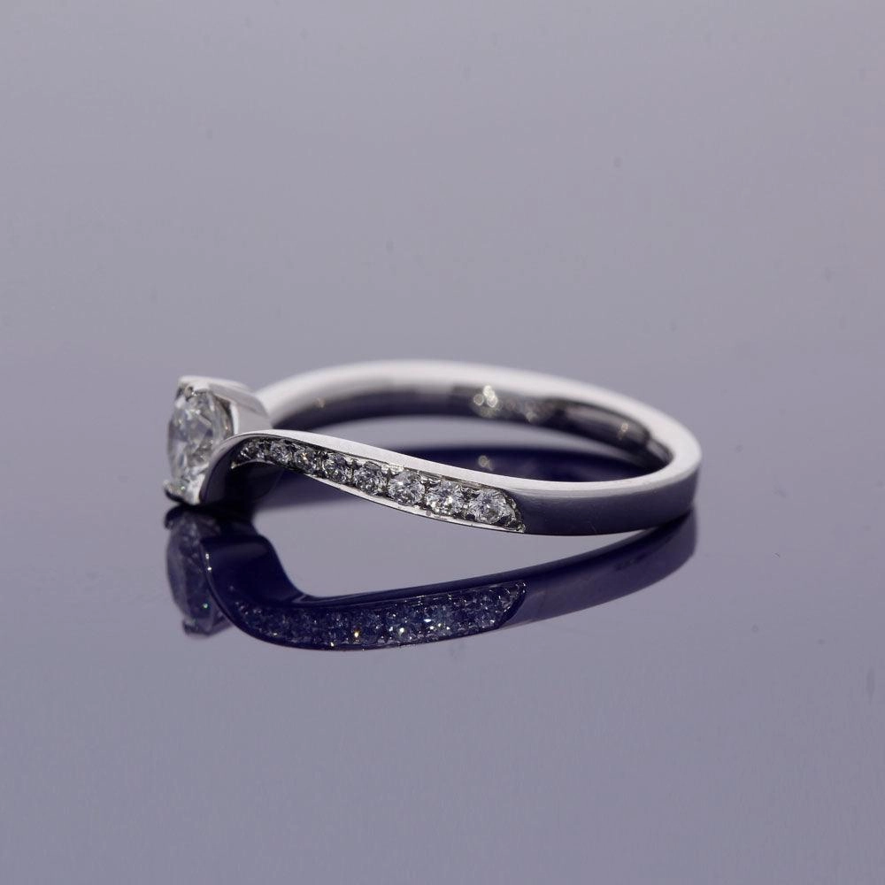 18ct White Gold Certificated 0.46ct Diamond Solitaire Twist Ring with Diamond Set Shoulders