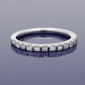 18ct White Gold Princess Cut Diamond Slim Eternity Ring