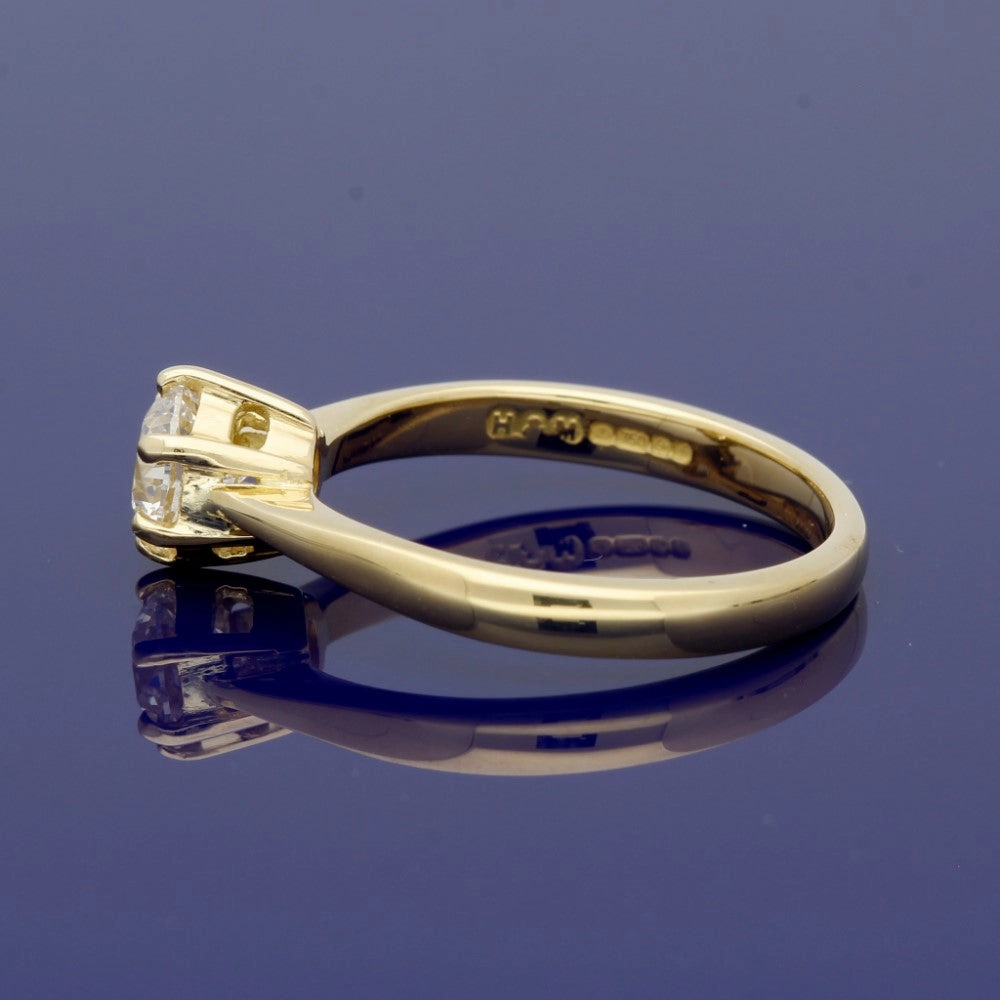 18ct Yellow Gold Certificated 0.70ct Diamond Solitaire Ring