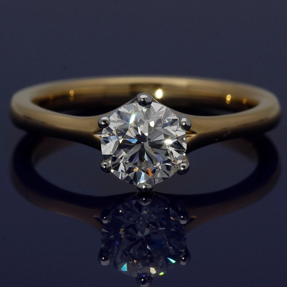 18ct Yellow Gold Certificated 1.01ct Diamond Solitaire Ring