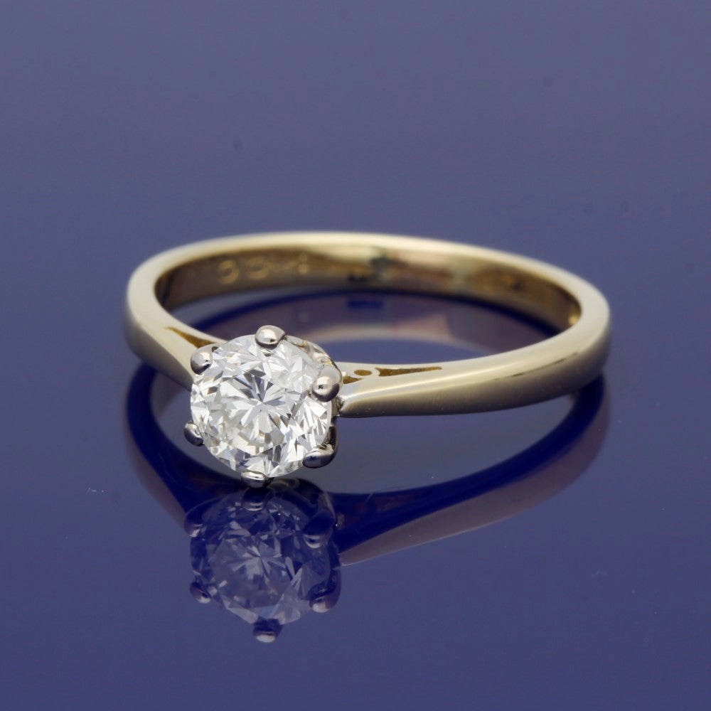 18ct Yellow Gold Diamond Solitaire Ring