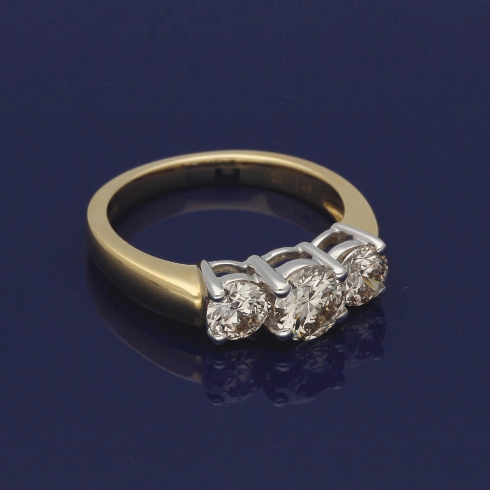 18ct Yellow Gold Diamond Trilogy Ring
