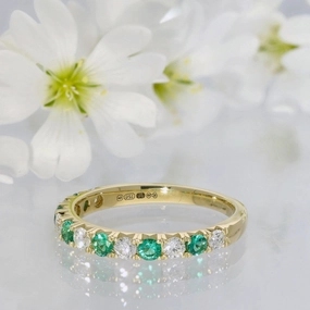 18ct Yellow Gold Emerald & Diamond Slim 2.6mm Half Eternity Ring