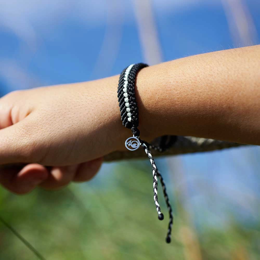 4Ocean Deep Sea Beaded Bracelet - Black   Glow