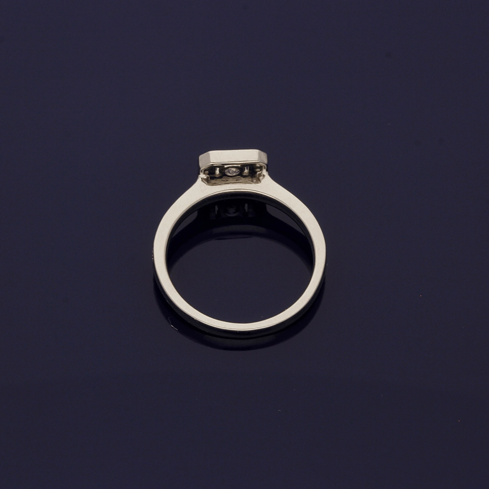9ct White Gold Diamond Halo Cluster Ring with Diamond Set Shoulders