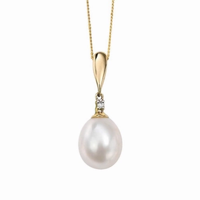 9ct Yellow Gold Freshwater Pearl and Diamond Pendant GP758W
