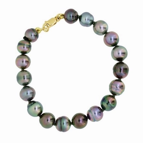 Bracelet 16 perles cercles de Tahiti 8  9,5 mm fermoir en or jaune 18 carats.