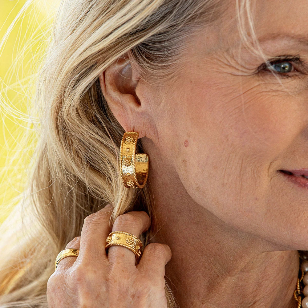 Capucine De Wulf Berry Classic Medium Hoop Earrings - Gold