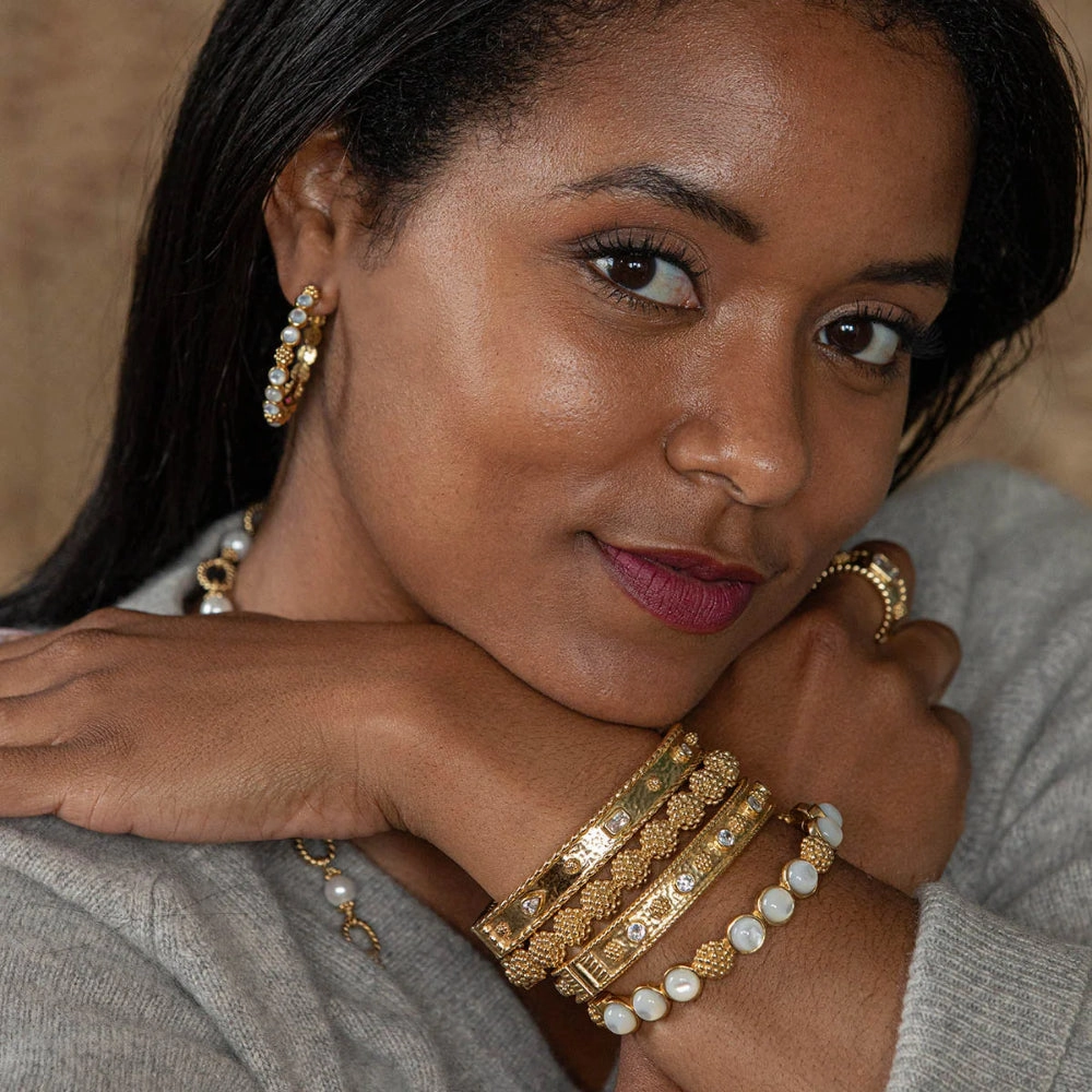 Capucine De Wulf Berry Gem Medium Hoop Earrings in Mother of Pearl