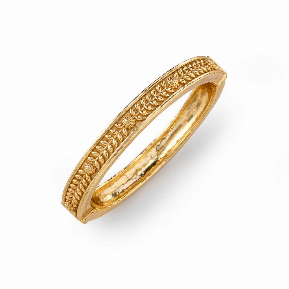 Capucine De Wulf Berry Vine Hinged Bangle - Gold
