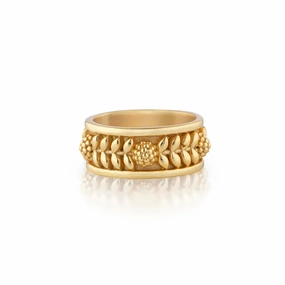 Capucine De Wulf Berry Vine Ring in Gold - Size 7