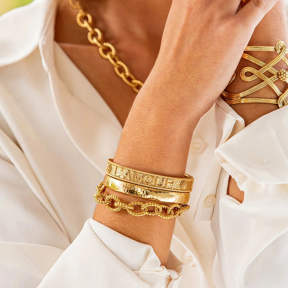 Capucine De Wulf Cleopatra Oval Hinged Bangle
