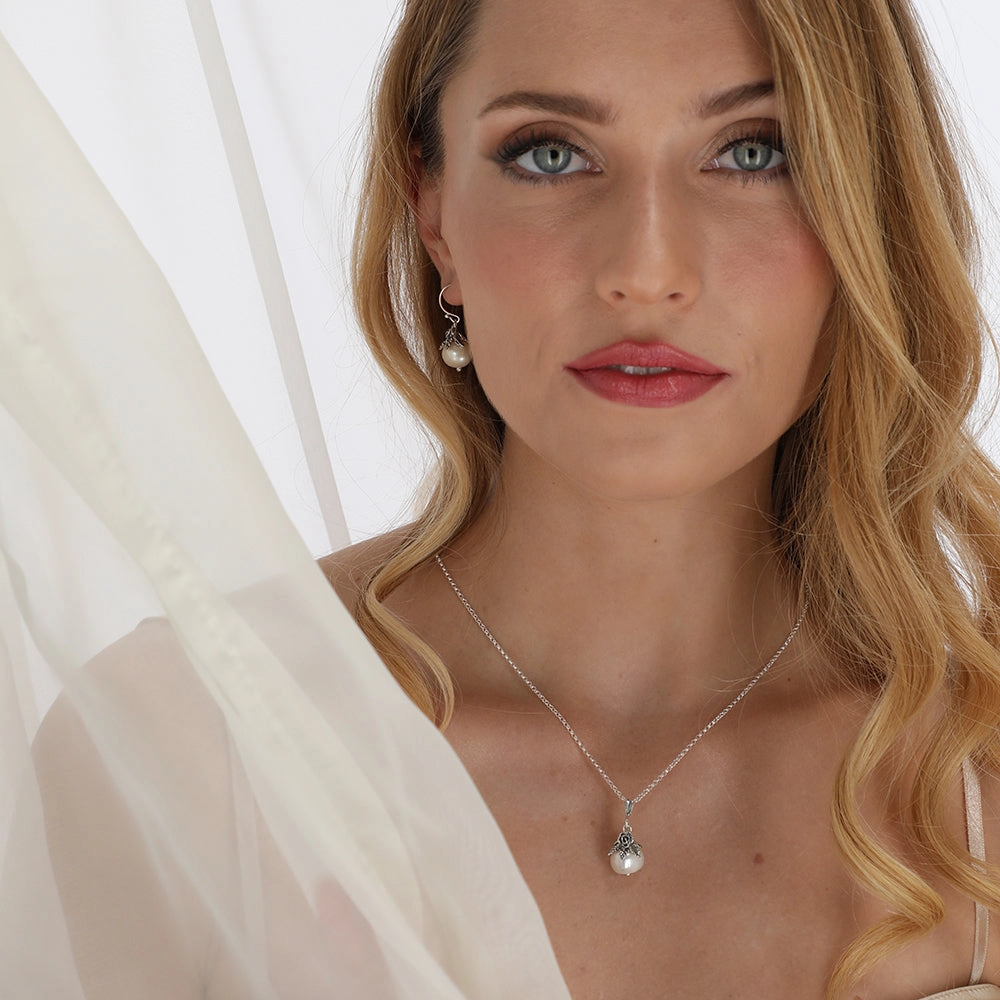 Danny Newfeld Pearl Earrings and Pendant Set