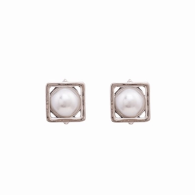 Earrings- J0600416