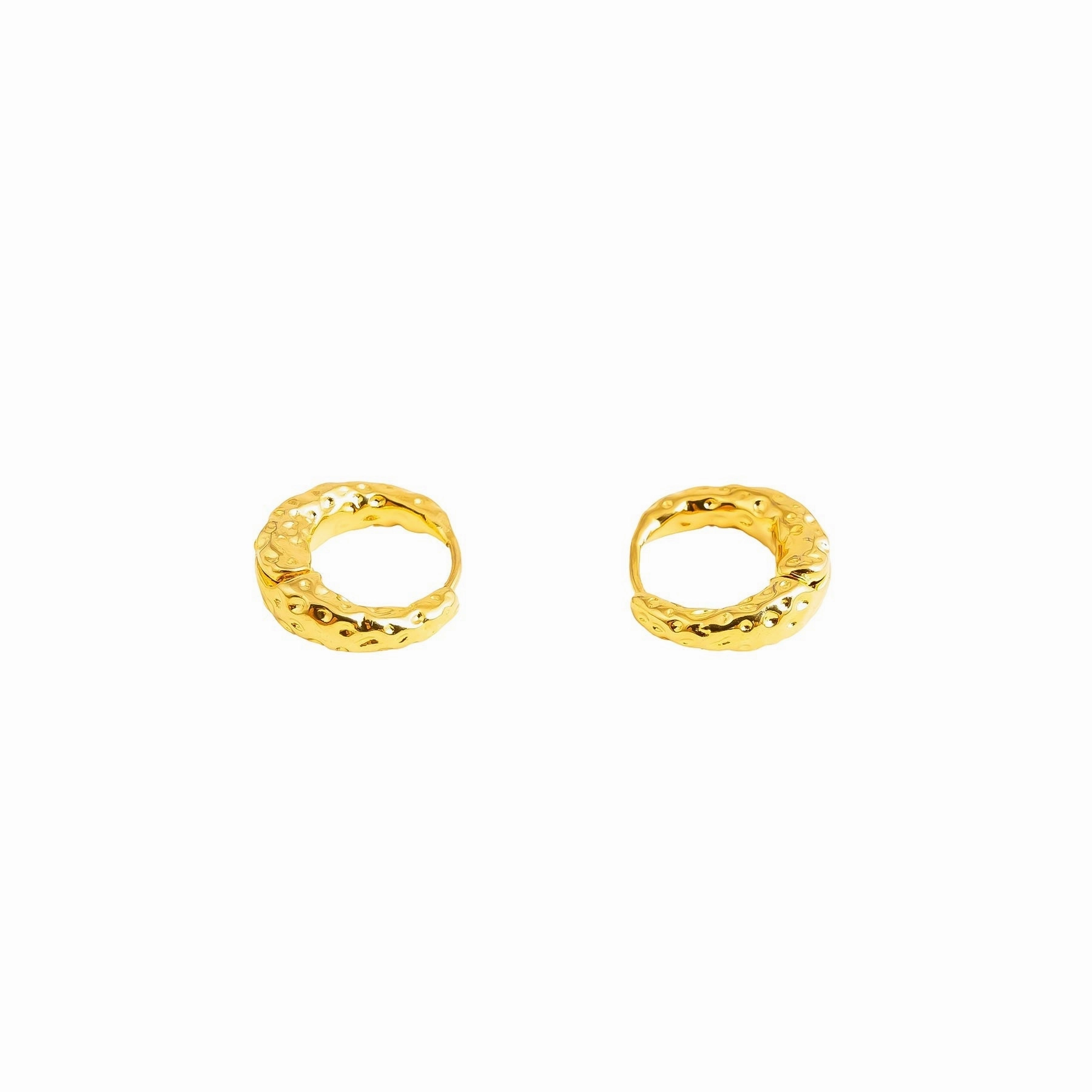 Earrings- J0616415