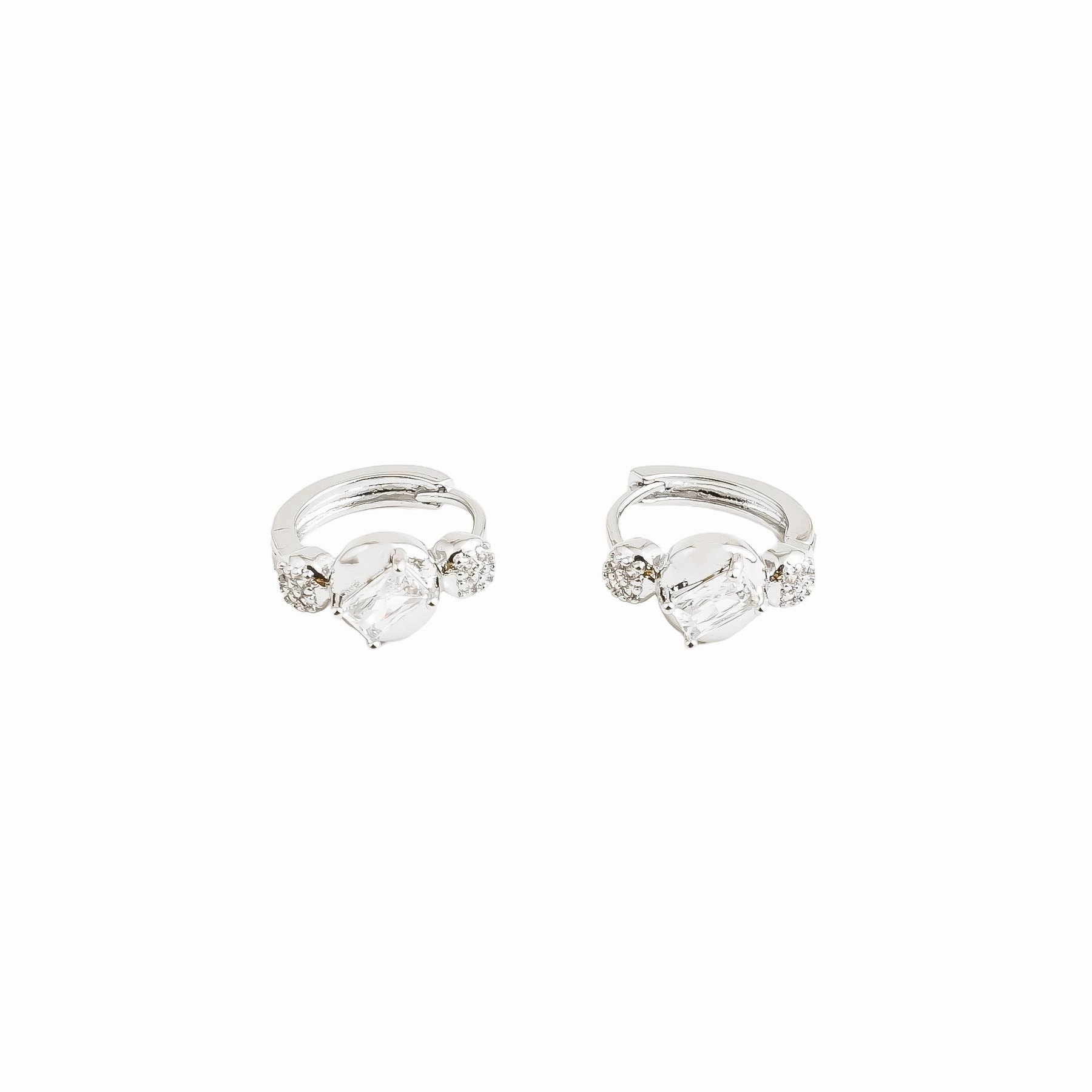 Earrings- J0619616