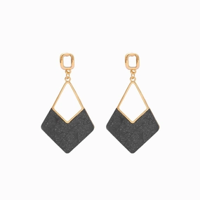 Earrings- T03974