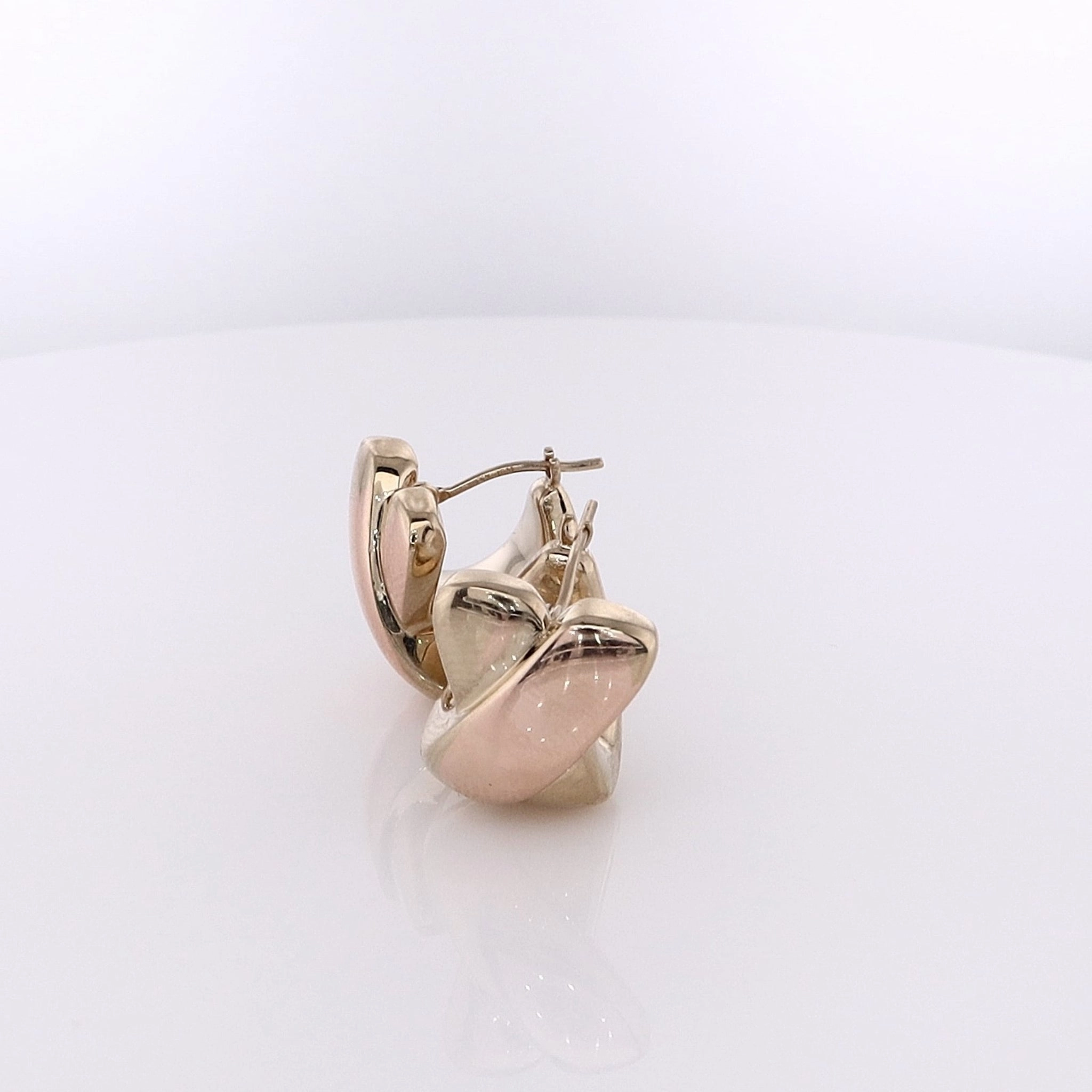 Estate 14 Karat Yellow Gold Polished "X" Design Hoop Earrings