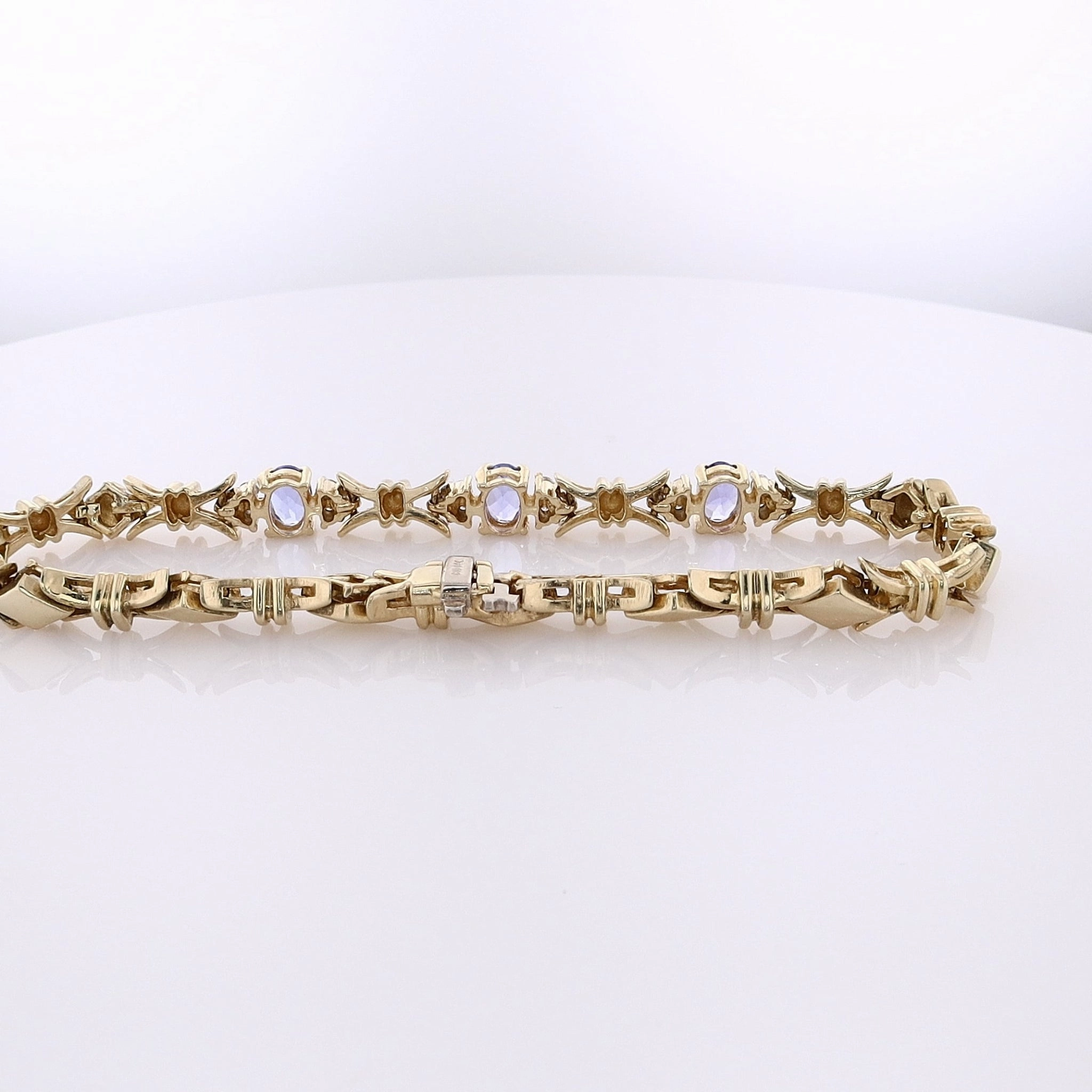 Estate 14 Karat Yellow Gold Tanzanite and Diamond Bracelet
