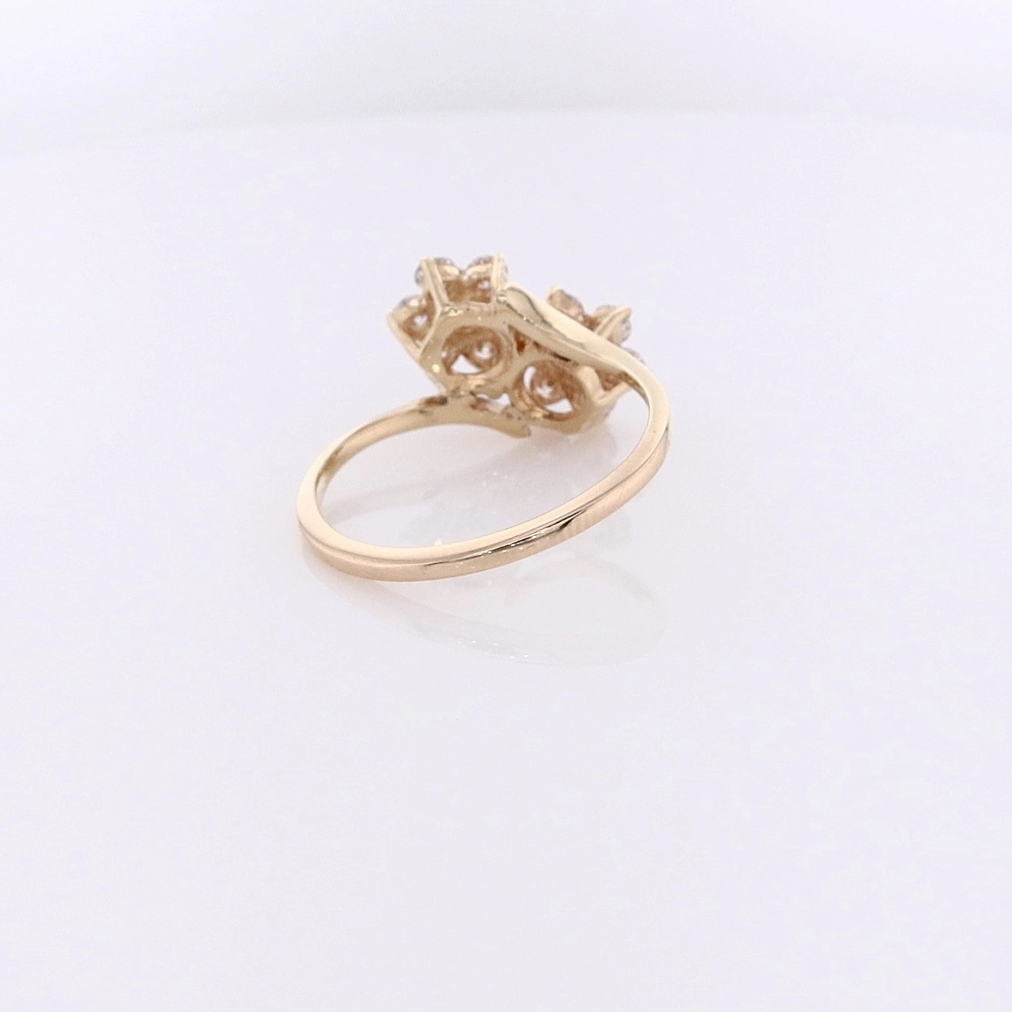 Estate 14 Kart Yellow Gold Double Flower Head Design Diamond Ring