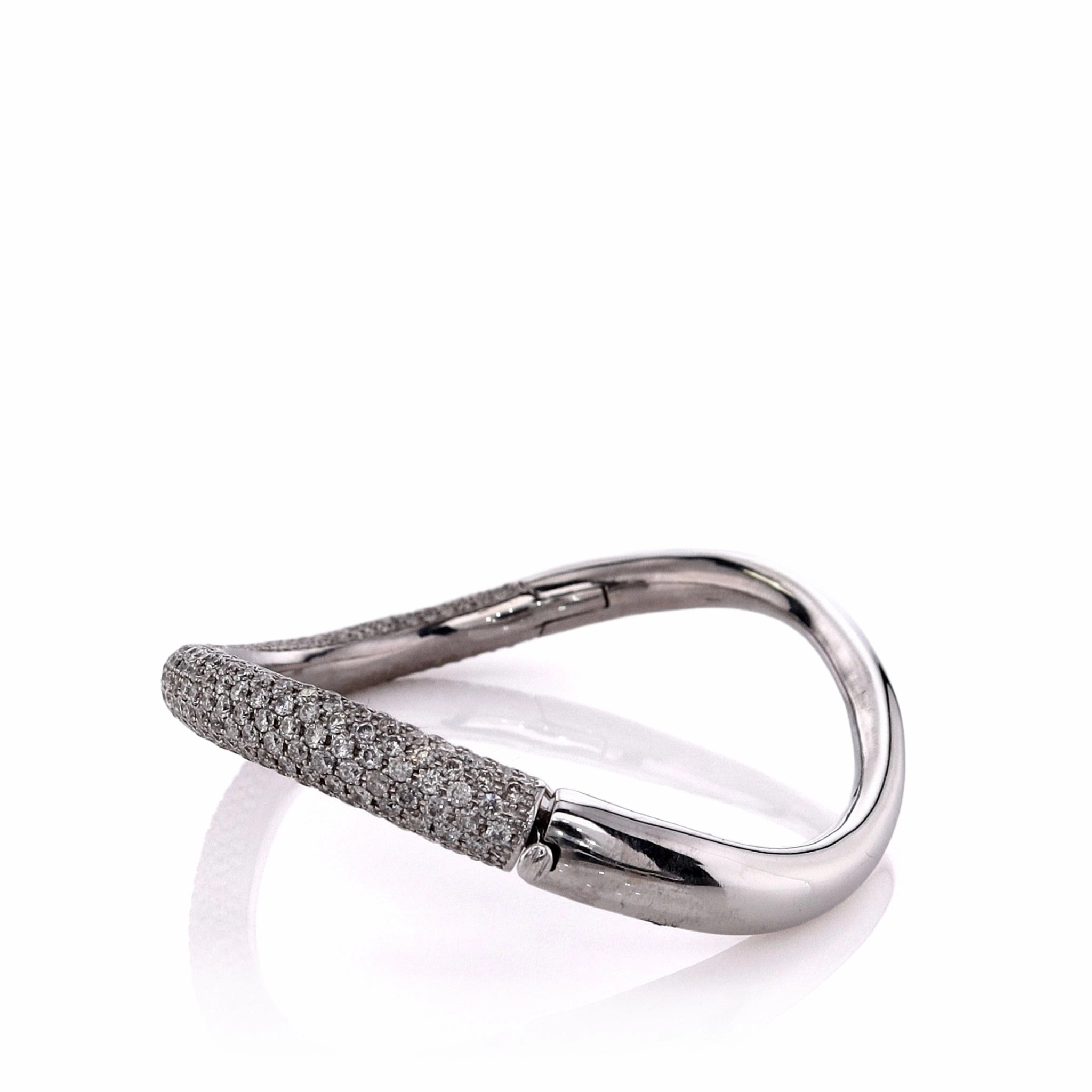 Estate 14k White Gold 7.22ct Wavy Diamond Bangle Bracelet