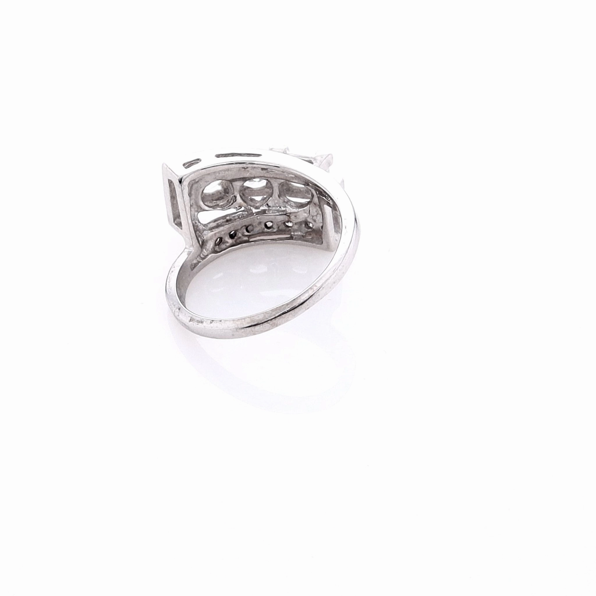Estate 14k White Gold Diagonal Design Diamond Ring