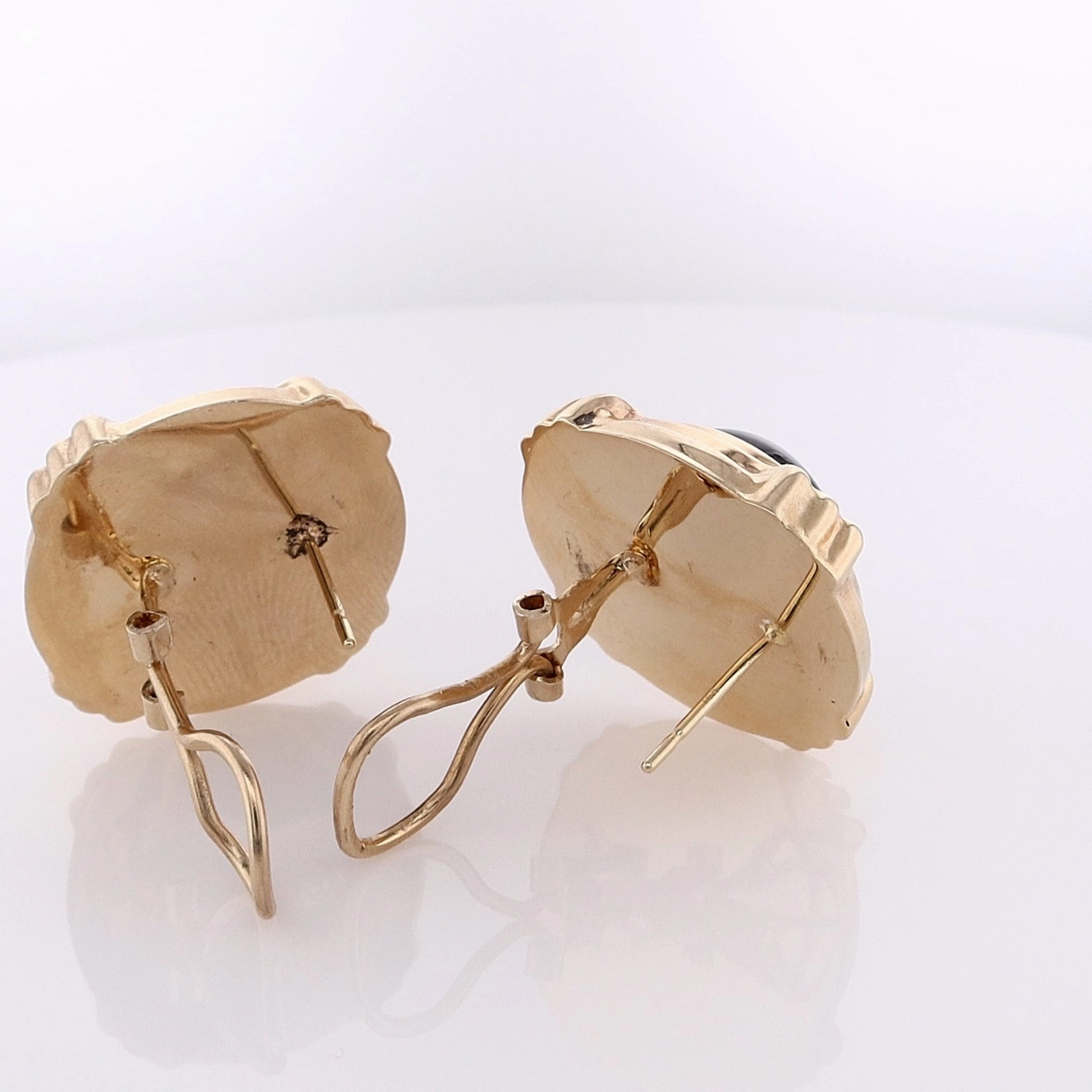 Estate 14k Yellow Gold Cabochon Onyx Stud Earrings