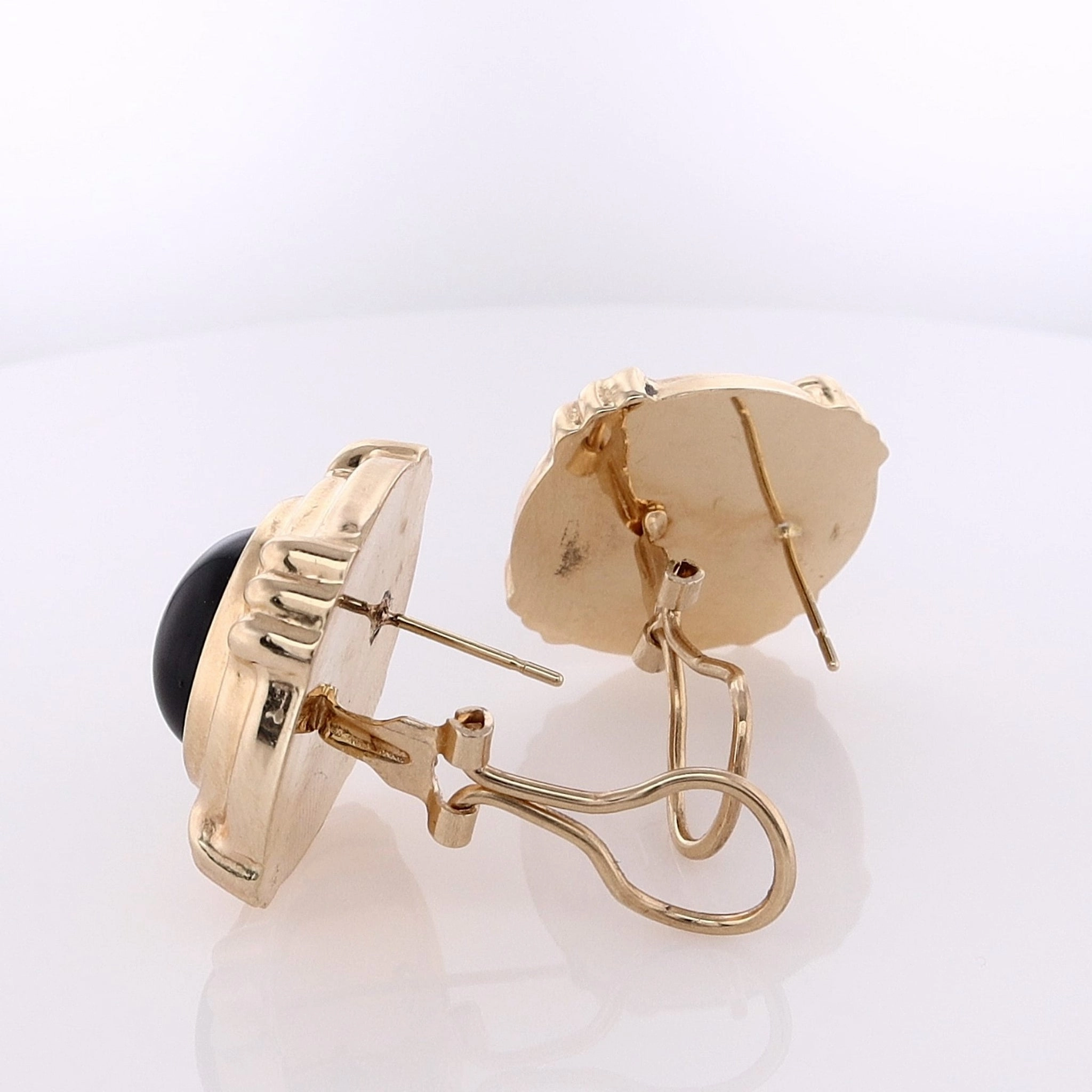 Estate 14k Yellow Gold Cabochon Onyx Stud Earrings
