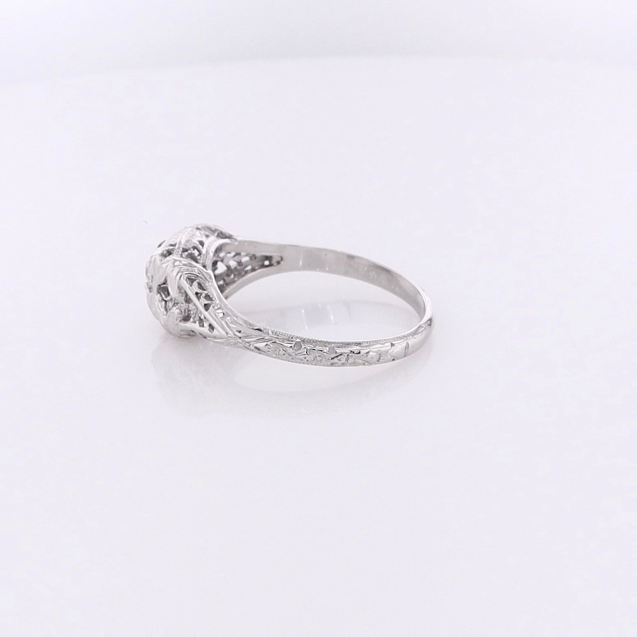 Estate 18 Karat White Gold Illusion Head Diamond Ring