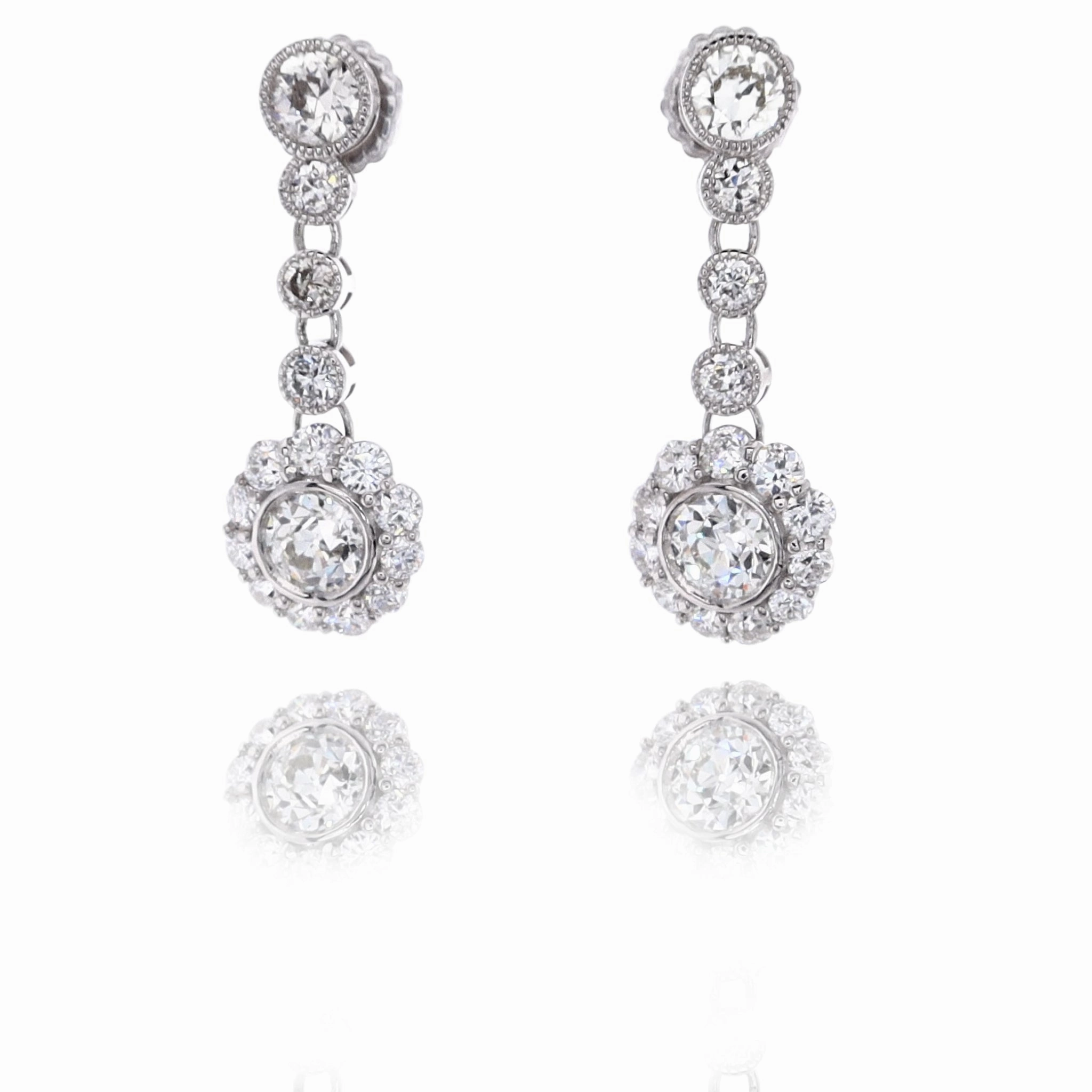 Estate 18 Karat White Gold Milgrain Dangle Diamond Earrings