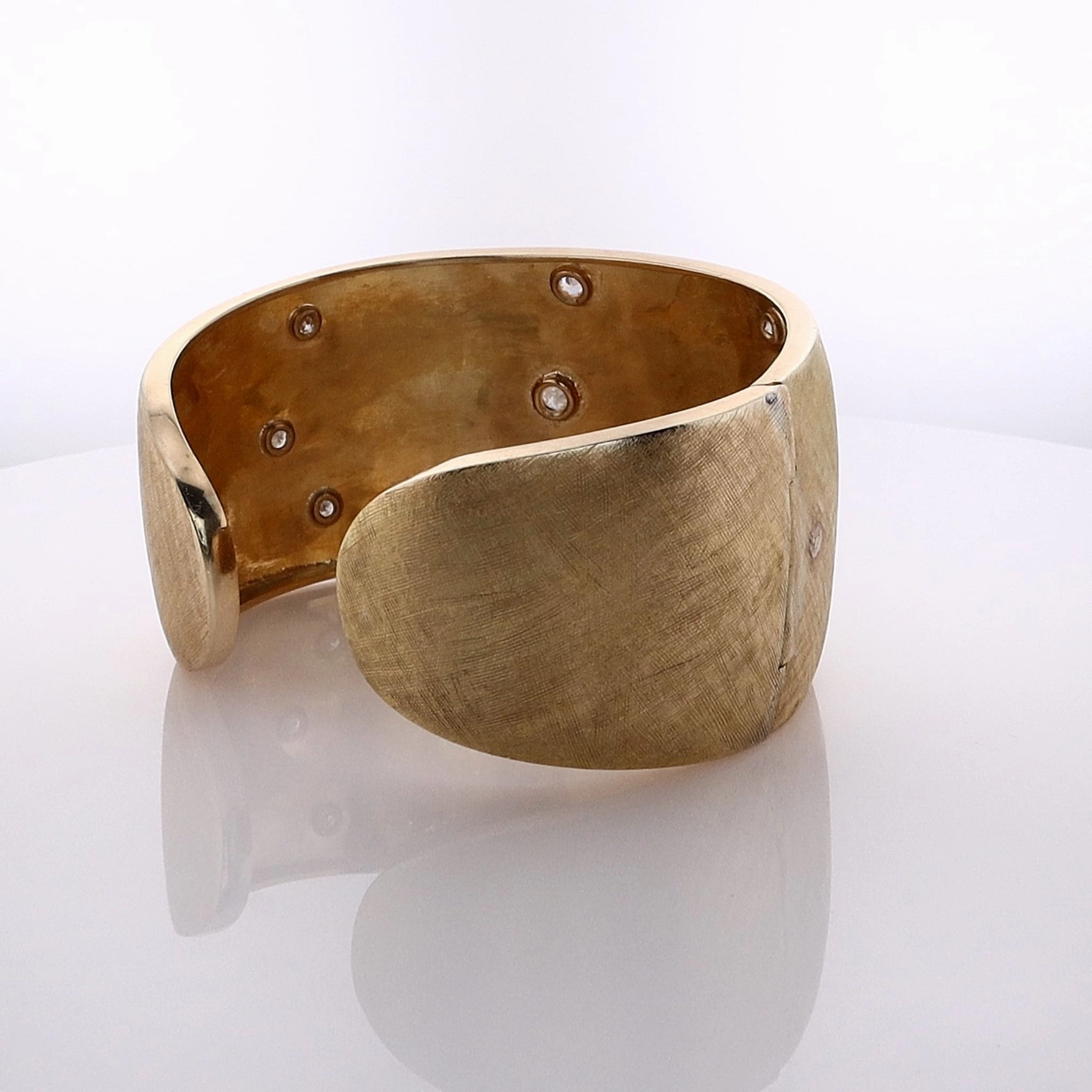 Estate 18 Karat Yellow Gold Diamond Hinged Wide Tapered Florentine Finish Cuff Bracelet