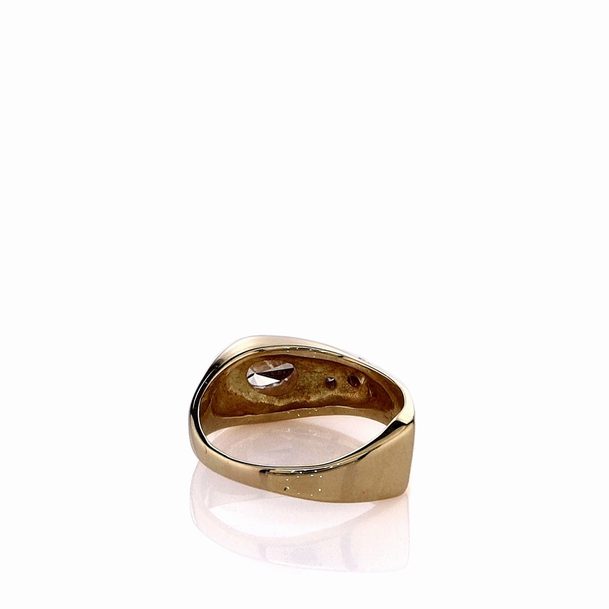 Estate 18k Yellow Gold Abstract Shank Pear Shaped Diamond Ring