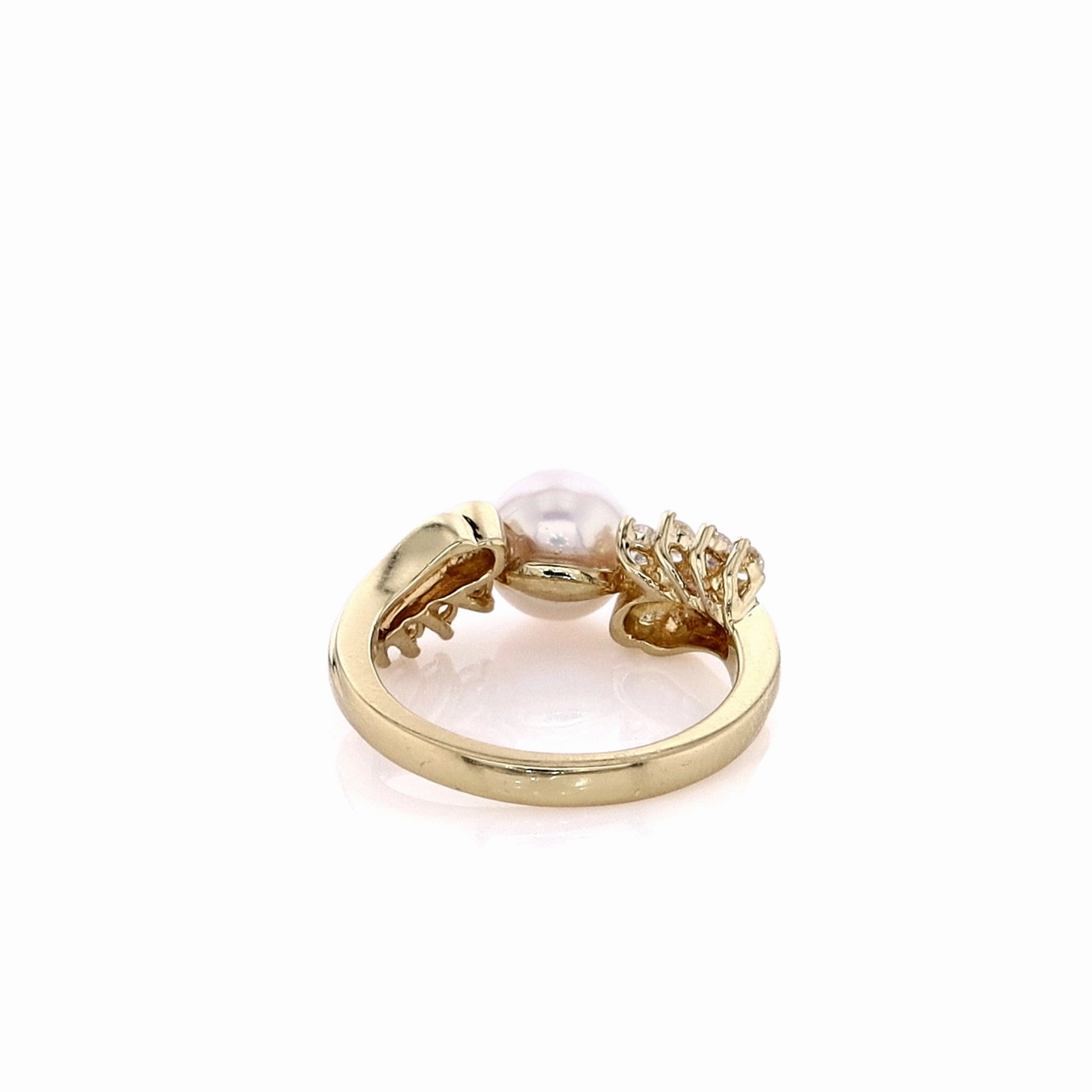 Estate 18k Yellow Gold Cultured Pearl Diamond Ring