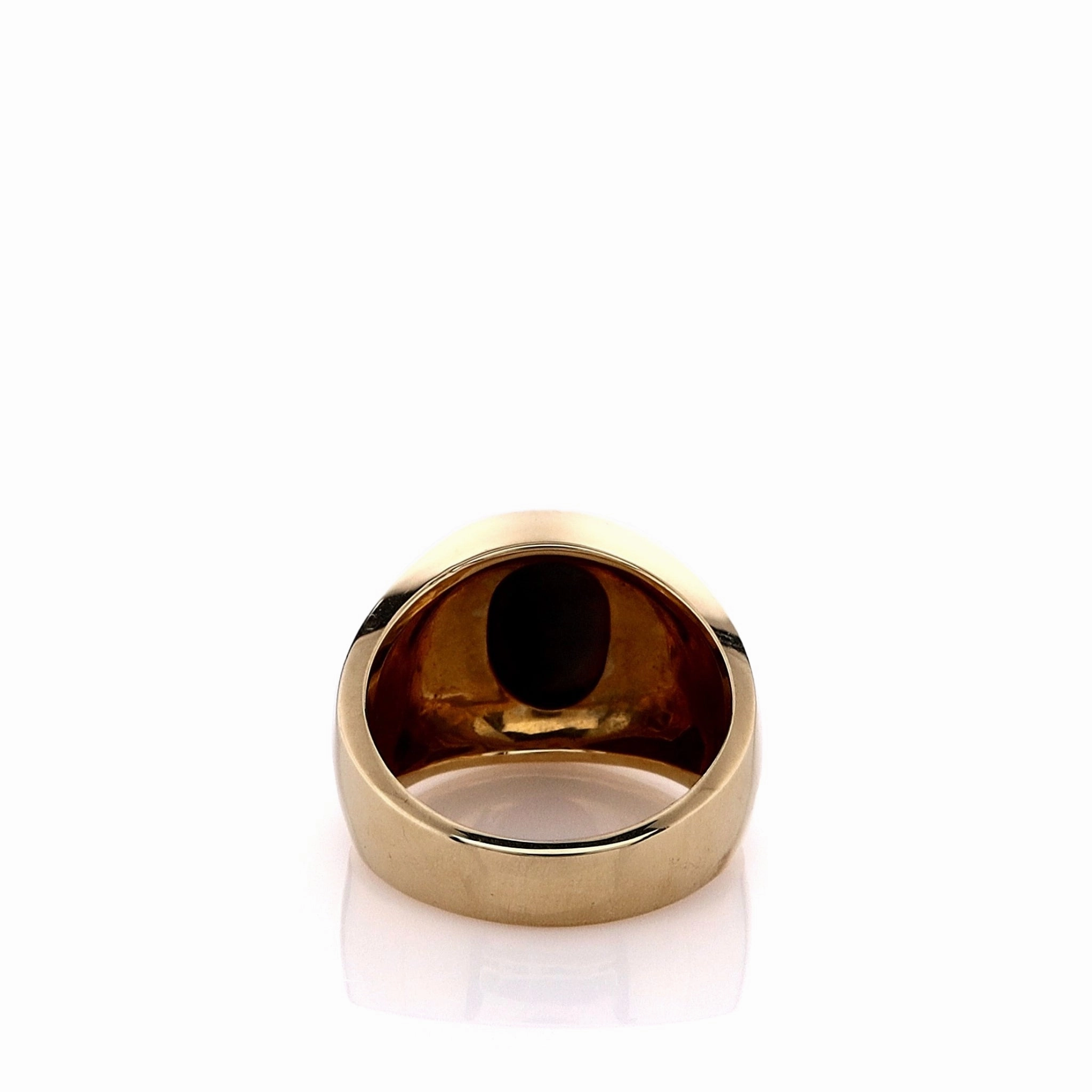 Estate 18k Yellow Gold Gents Bezel Set Opal Tapered Shank Ring