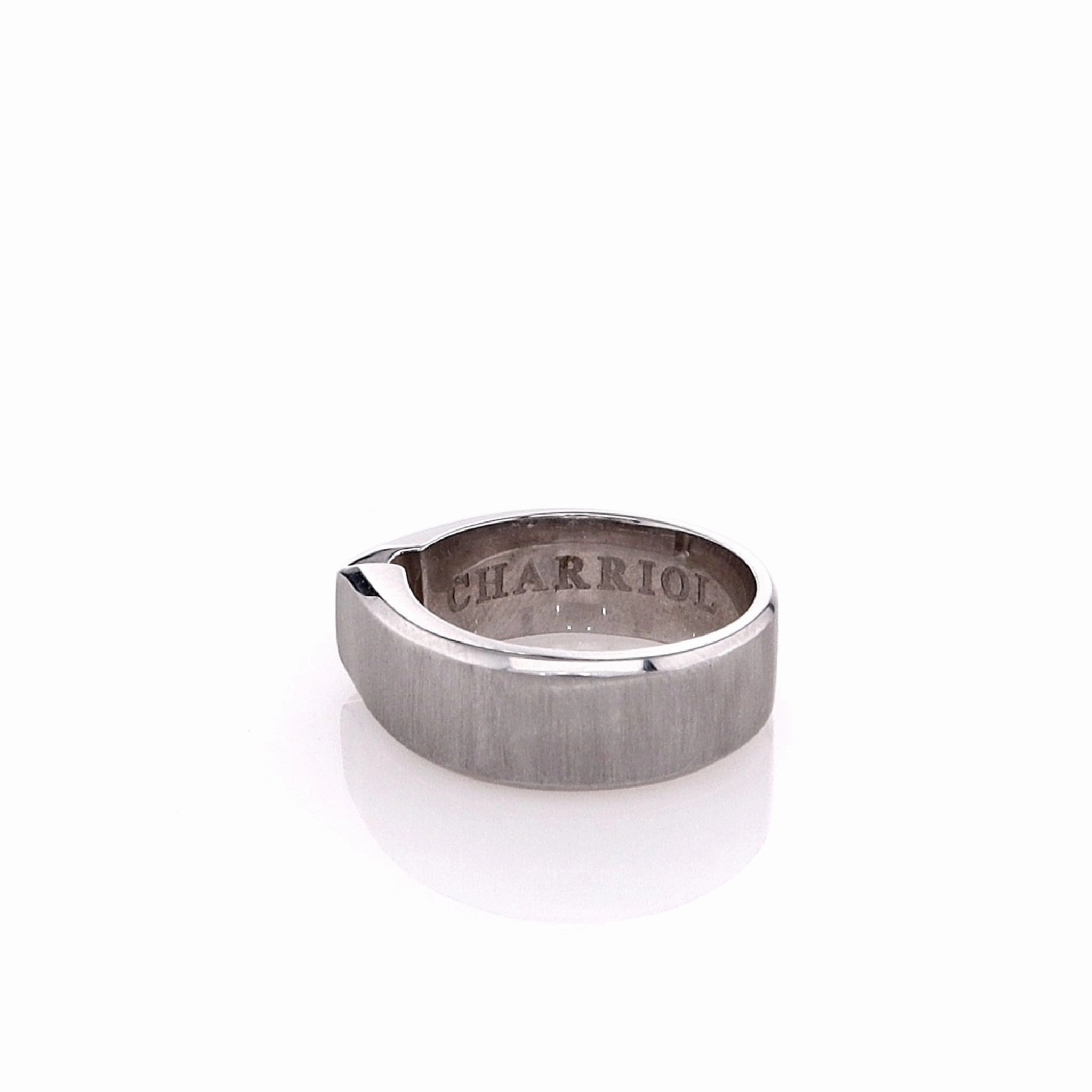 Estate Charriol 18k White Gold Brushed Design With Pinched Top Ring