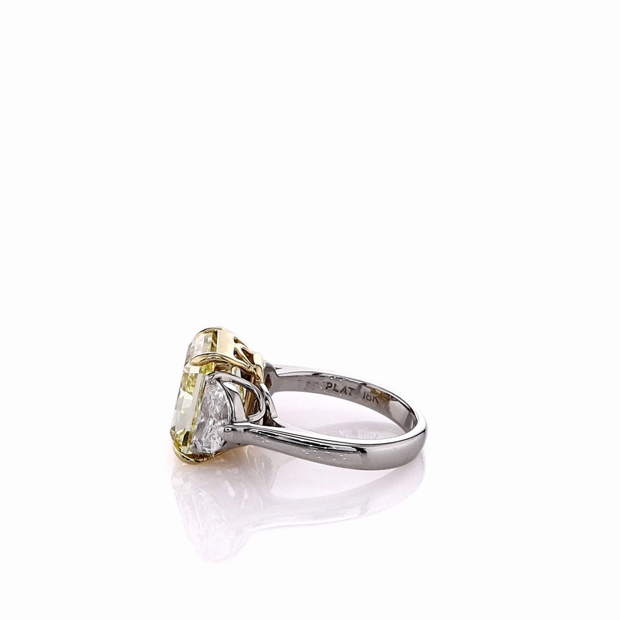 Estate Platinum 6.72ct Fancy Yellow Diamond Three Stone Ring With GIA Certification 2235151984