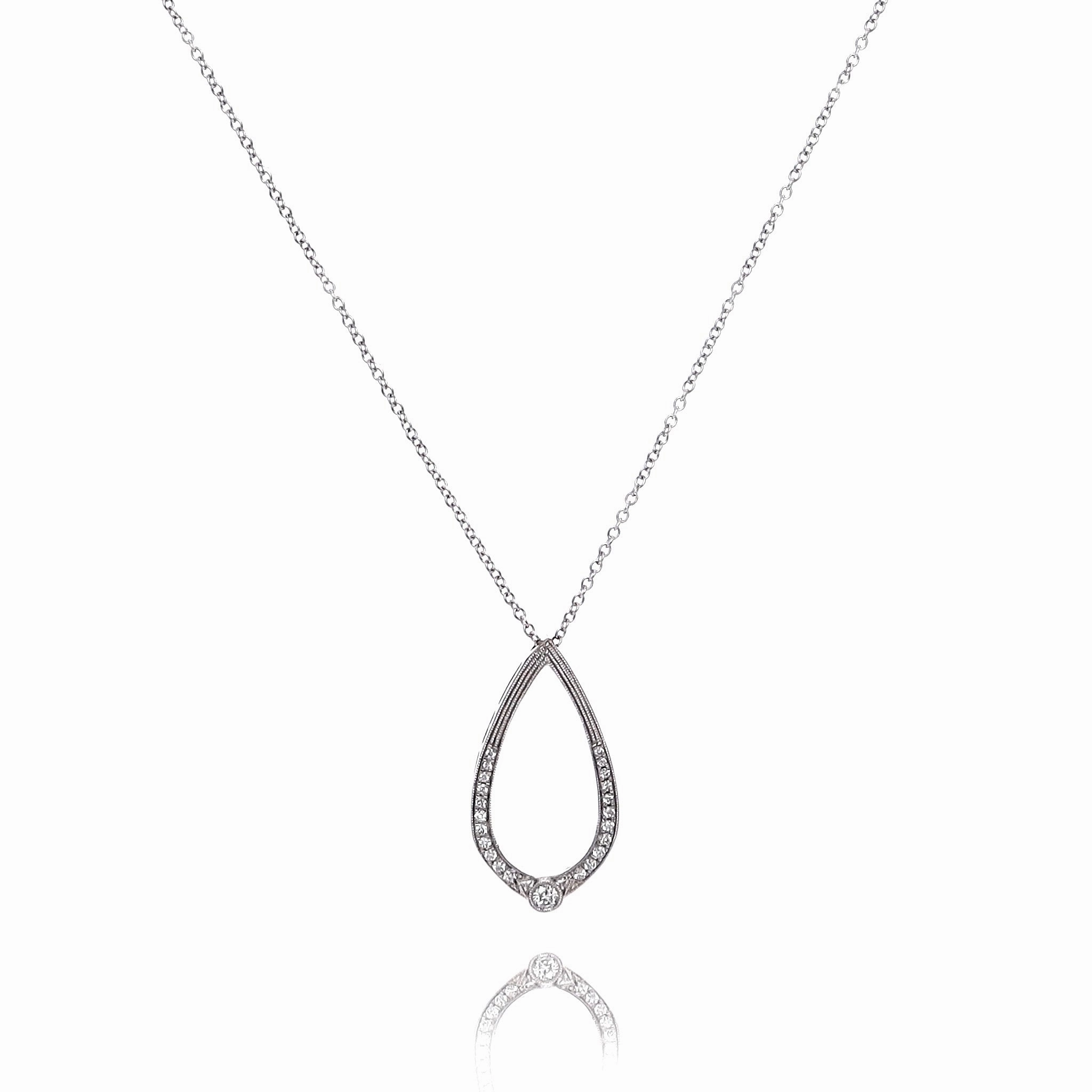 Estate Simon G 18k White Gold Milgrain Tear Drop Design Graduated Diamond Pendant Necklace
