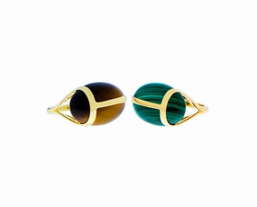 Gold ring with a malachite or tiger eye scarab