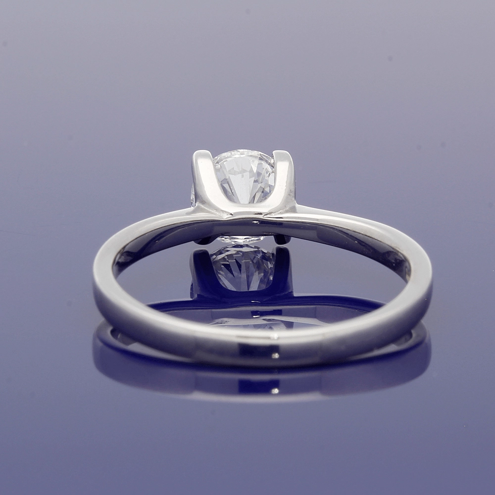 Platinum 0.90ct Certificated Round Brilliant Cut Diamond Solitaire Ring
