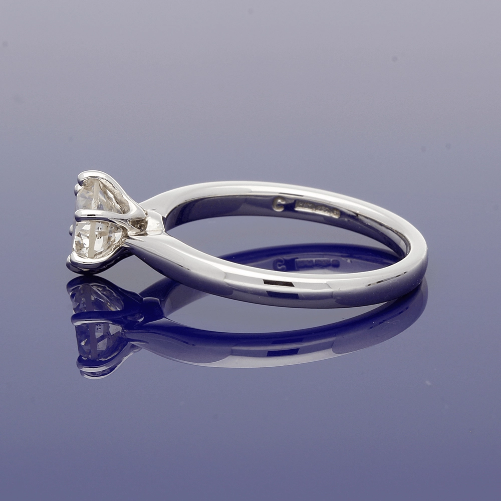 Platinum 1.17ct Round Brilliant Cut Diamond Solitaire Engagement Ring