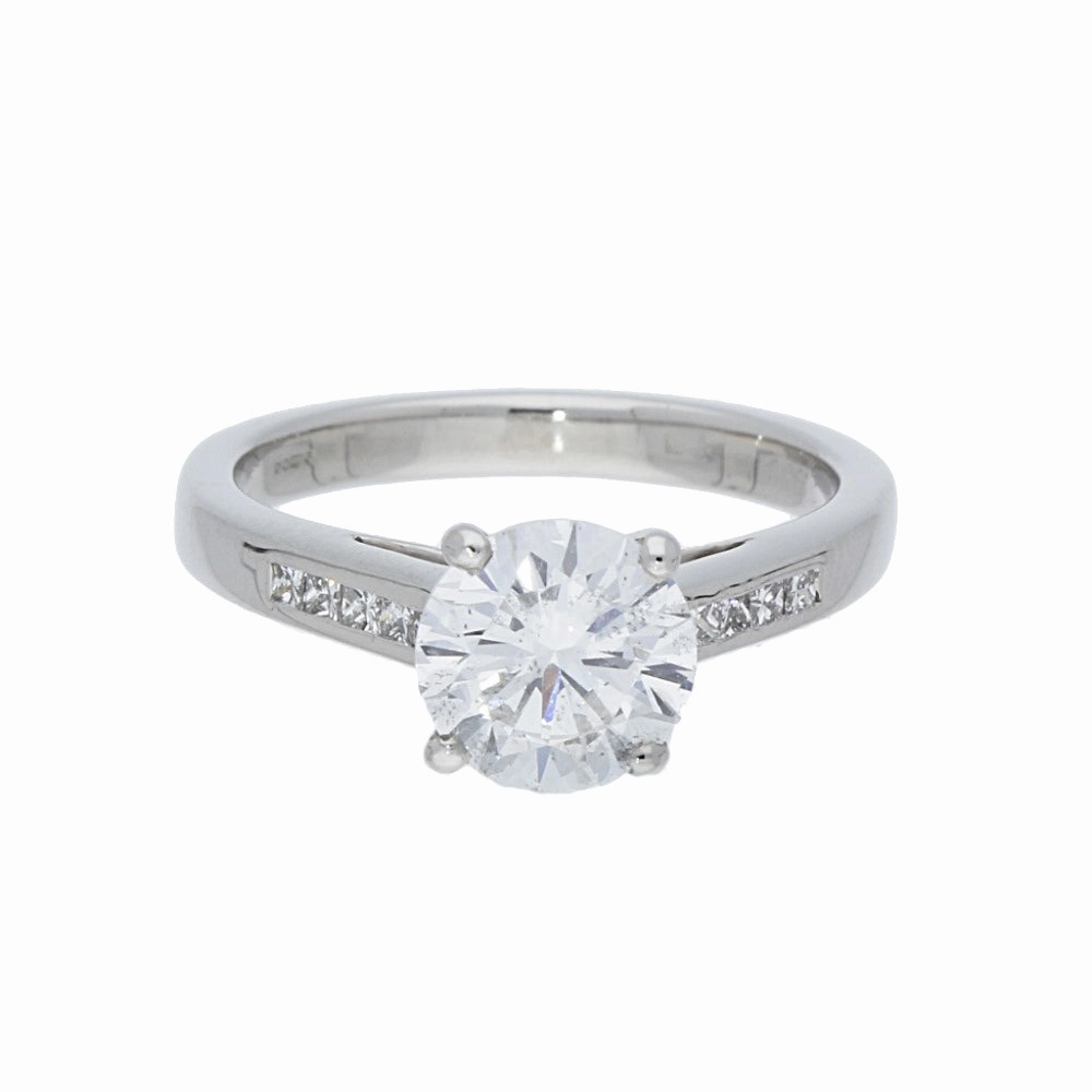 Platinum 1.50ct Round Diamond & Princess Cut Diamond Set Shoulders Ring