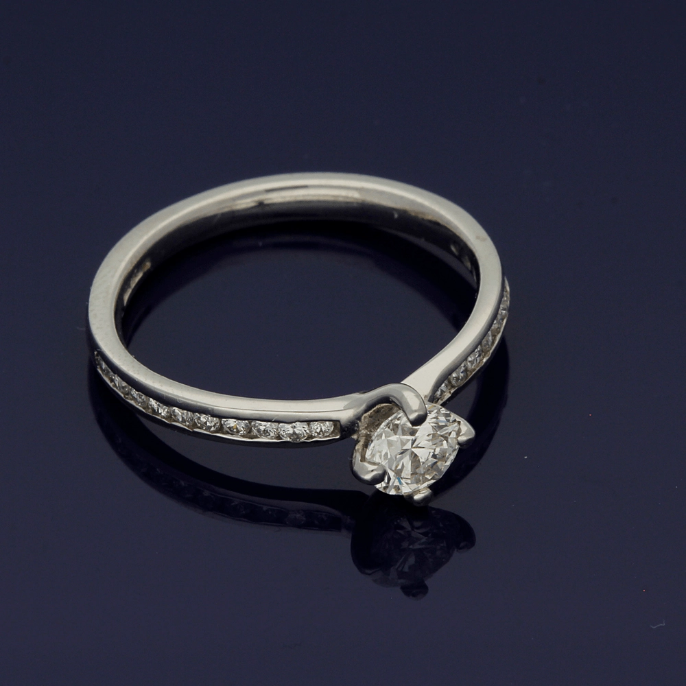 Platinum Certificate 0.39ct Diamond Shoulders Solitaire Engagement Ring