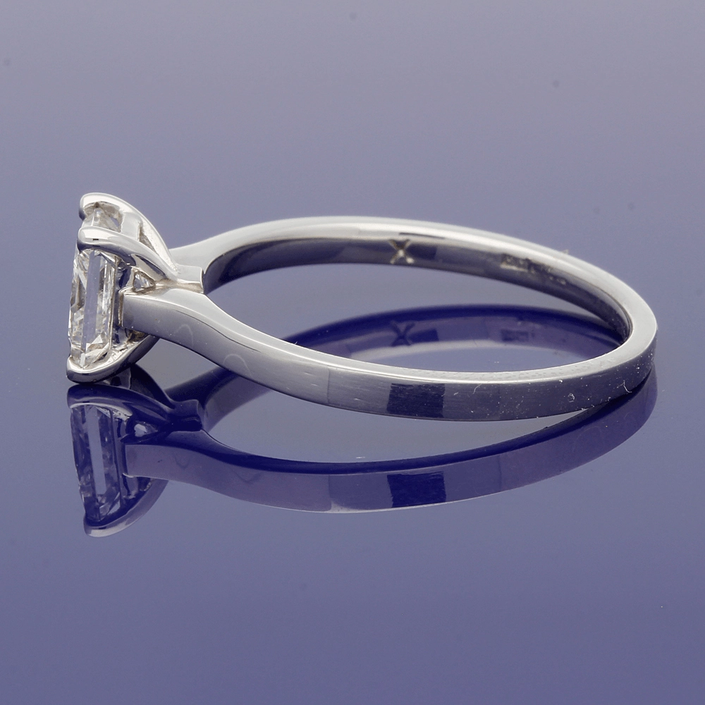 Platinum Certificated 0.90ct Princess Cut Diamond Solitaire Ring