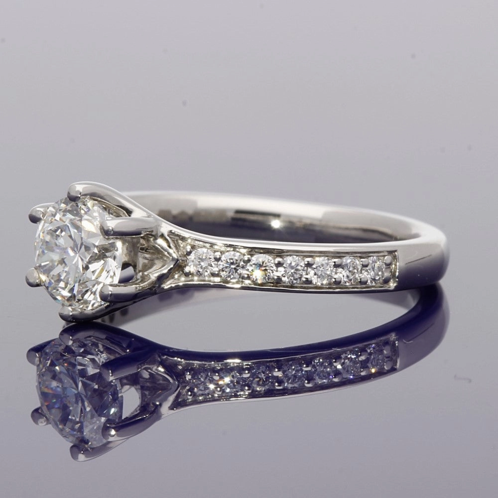 Platinum Certificated 0.90ct Round Brilliant Cut Diamond Solitaire Engagement Ring with Diamond Set Shoulders