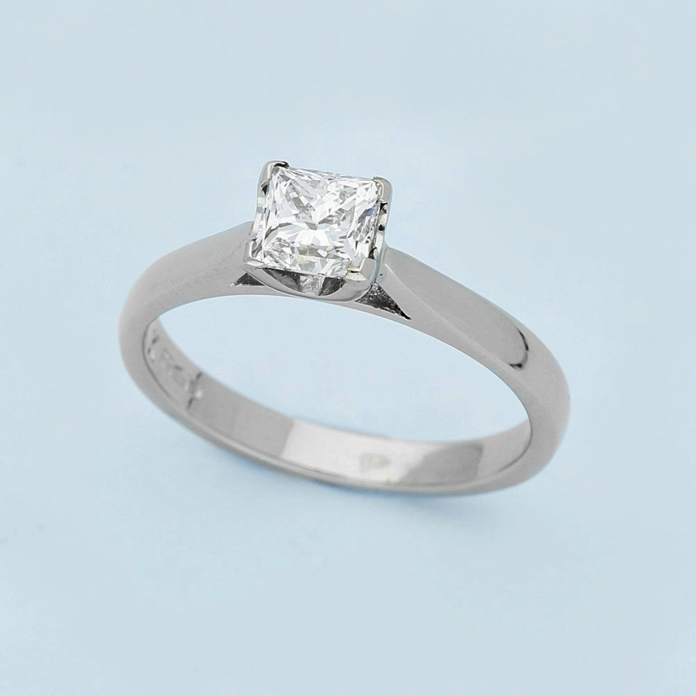 Platinum Certificated Princess Cut Diamond Solitaire Ring